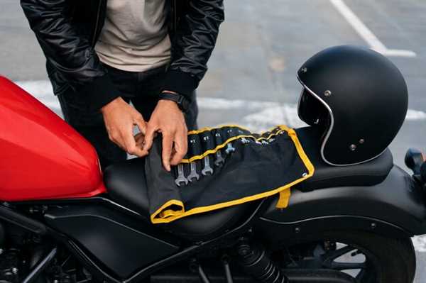 Choosing the Right Gloves for Maximum Grip and Protection