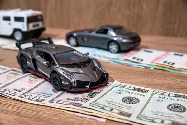 Key Advantages of Online Auctions for Motorsport Enthusiasts